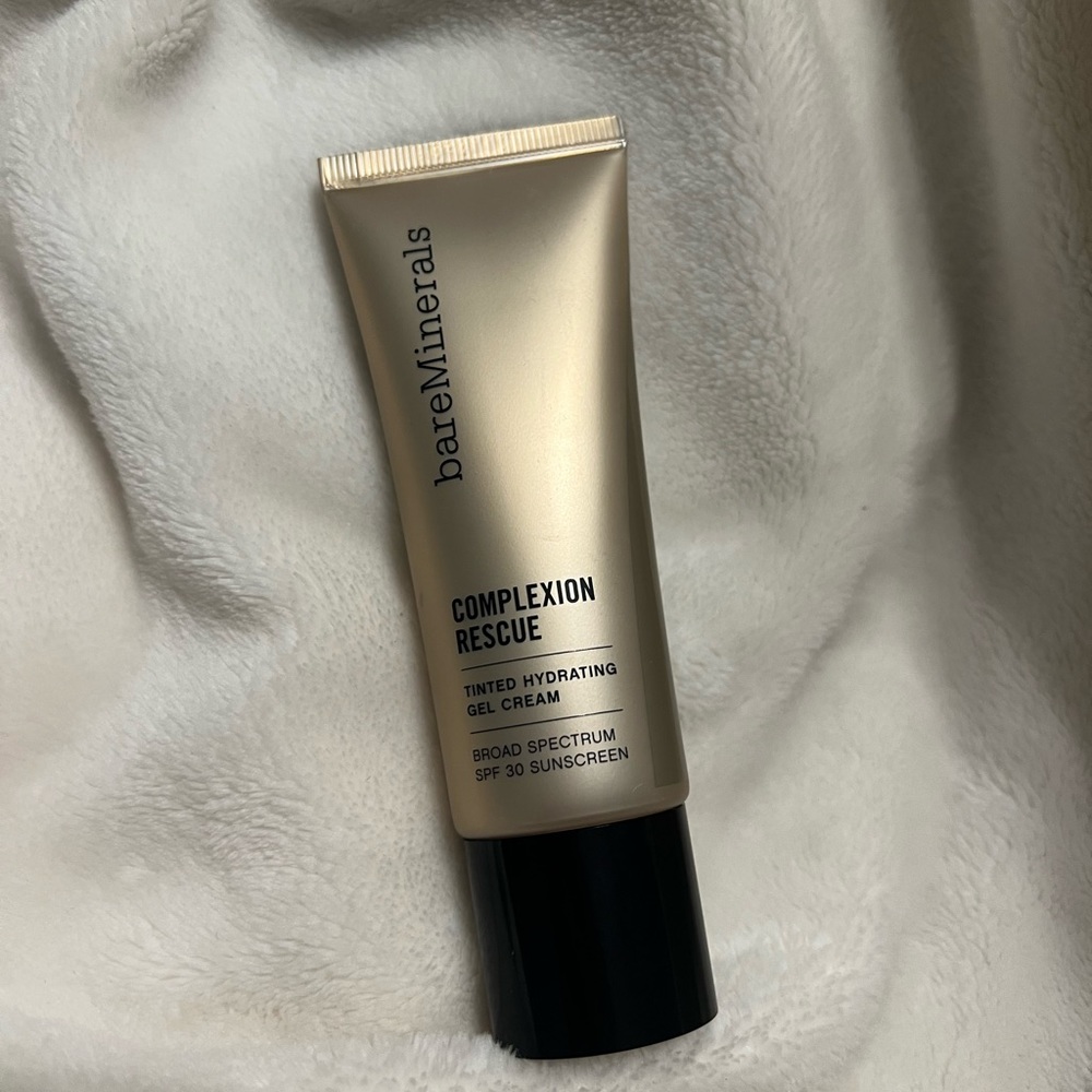 nwt bare minerals complexion rescue